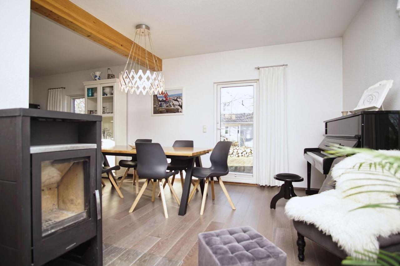 Komfortables Haus Mit Kamin, Sauna, Garten, Terrasse - Ferienhaus Sternschnuppe Wiek auf Rügen Eksteriør billede